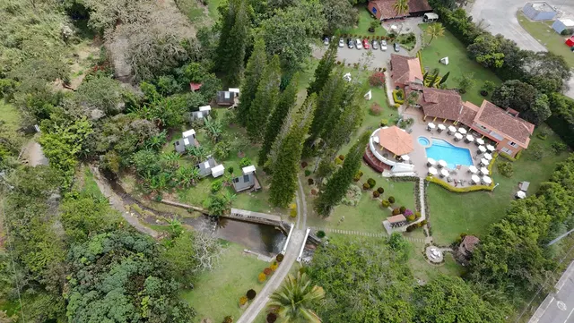 Los Pinos Finca Hotel