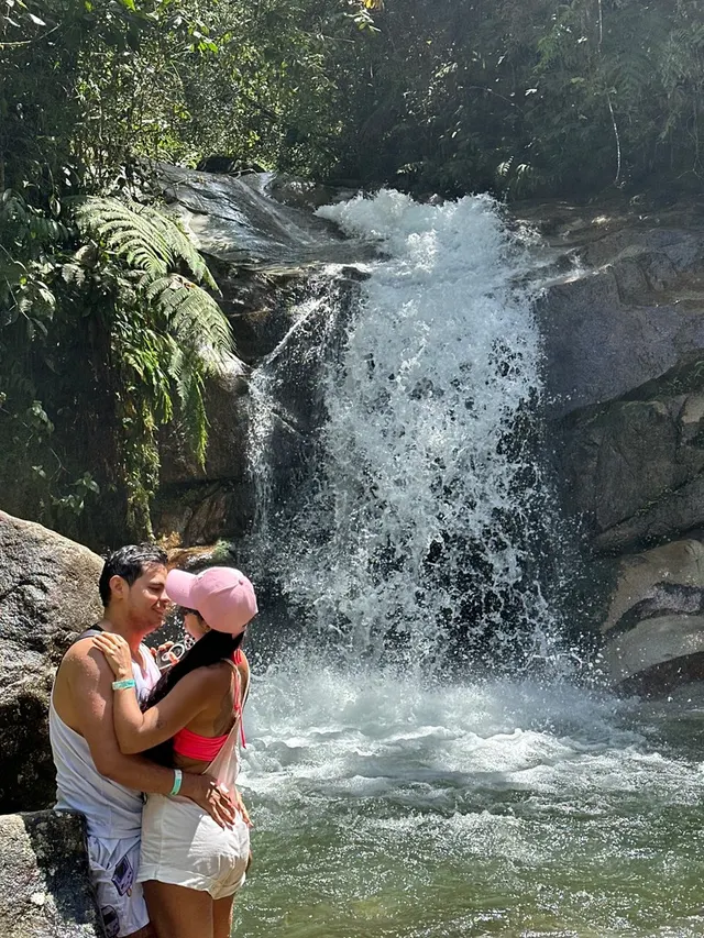 Día de Sol con Visita a Cascada · Hotel Wayra